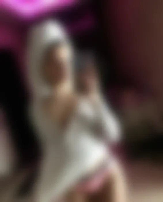 Kayla5454, 20