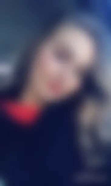 Viktoriia, 21